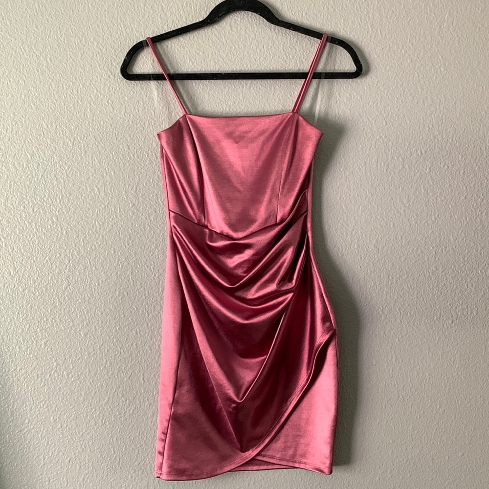 Windsor | Body con, silk, mauve, tank top dress. Size Small.